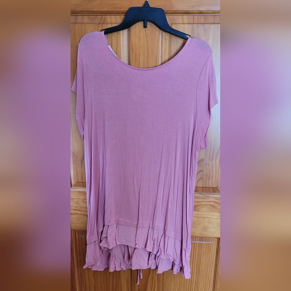 ***3/$12**Women's Size 1X OSO Casuals T- Shirt With Lace Up Back